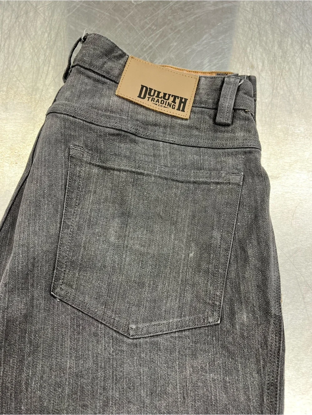 Duluth Trading Co Men's Charcoal Black Straight Jeans 32 x 32